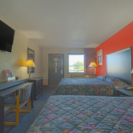 Regency Inn & Suites By Oyo Bay City Tx Eksteriør bilde