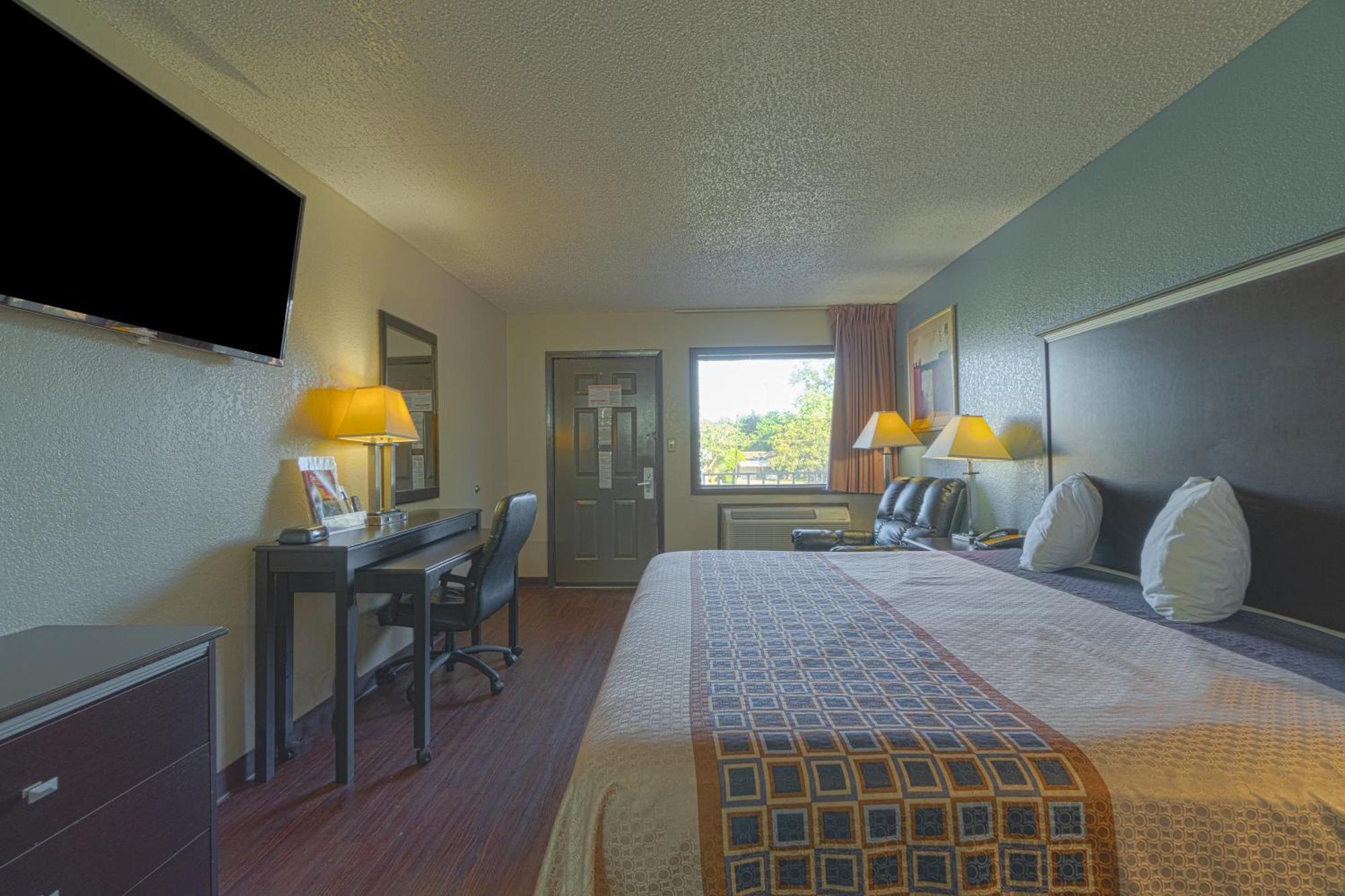 Regency Inn & Suites By Oyo Bay City Tx Eksteriør bilde